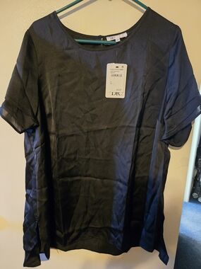 DR2 Black Short Sleeve Satin Shirt